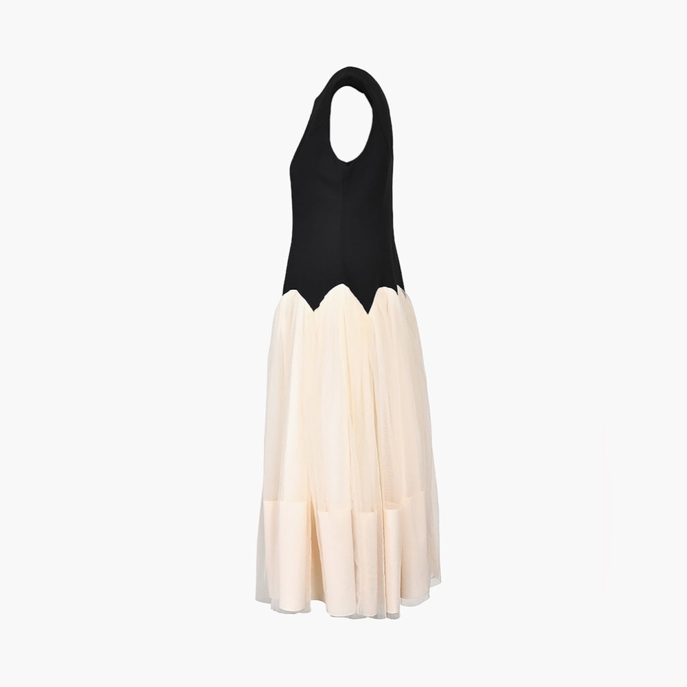 Commense Contrast Petal Waist Midi Dress - Picture 3 of 5